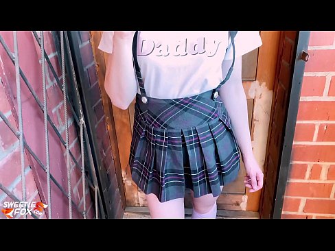 ❤️ Schoolgirl Sikini derinden Sucks ve sınıflar yerine sikikleri. ☑ Sert porno tr.pornobot.ru ️❤