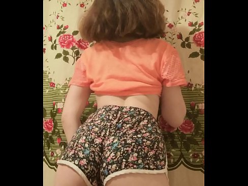 ❤️ seksi genç bebeğim soyunma kapalı onu şort üzerinde kamera ☑ Sert porno tr.pornobot.ru ️❤