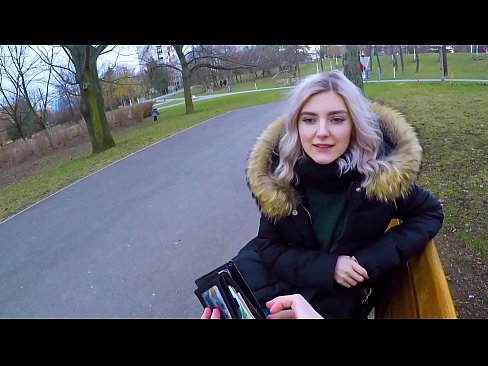❤️ Para için bir yabancının sıcak boşalmasını yutar - parkta Eva Elfie tarafından oral seks ☑ Sert porno tr.pornobot.ru ️❤